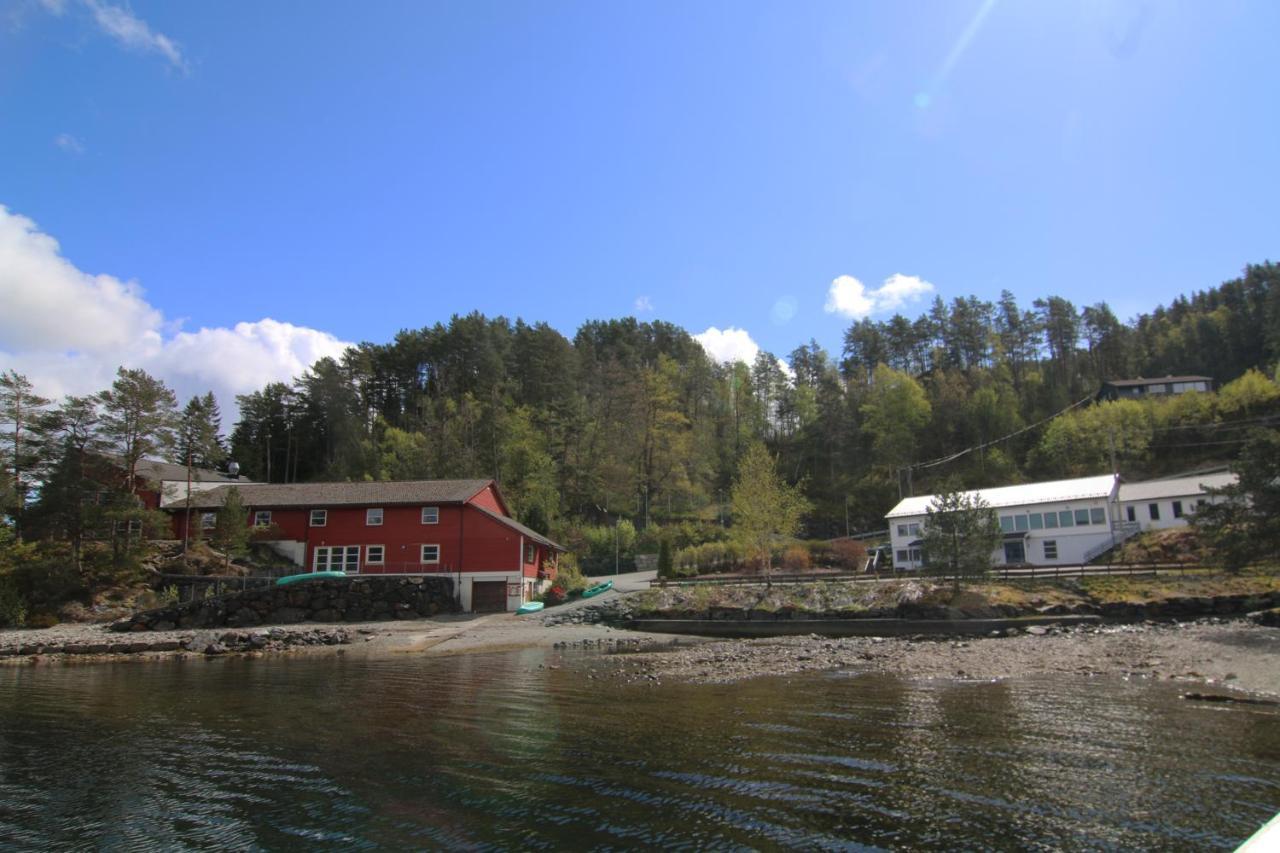 Saetervika Gjestehus Tysse  Luaran gambar