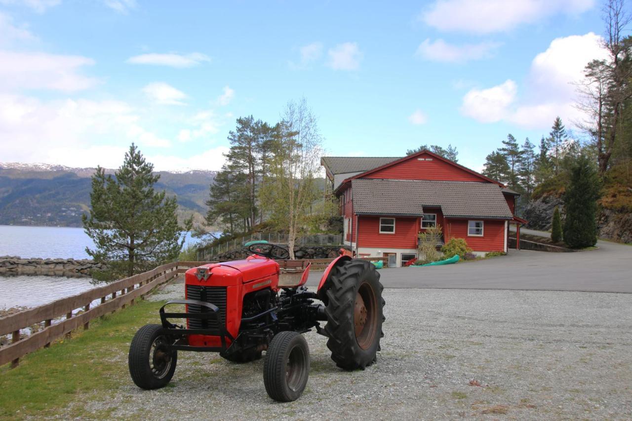 Saetervika Gjestehus Tysse  Luaran gambar